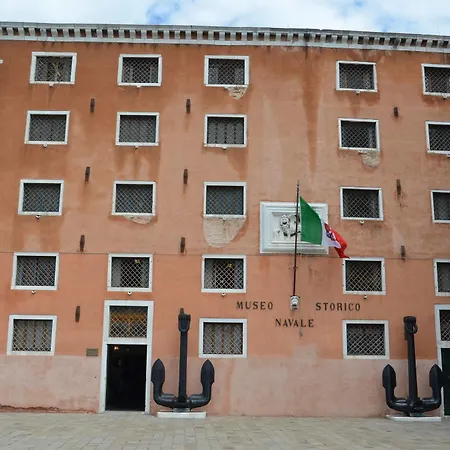 Pensionat Casa Favaretto *